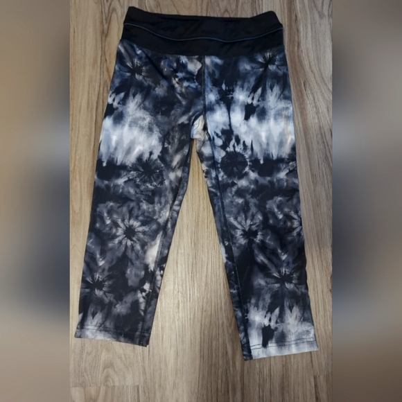 Danskin cropped workout leggings - Picture 1 of 3